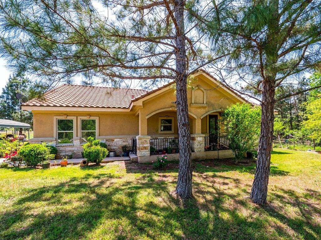 316 County RD, Bastrop, TX 78602