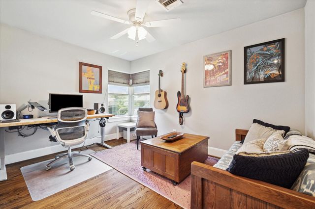 1110 Stonecrest Drive, Houston, TX 77018