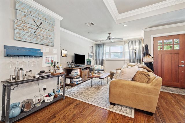 1110 Stonecrest Drive, Houston, TX 77018