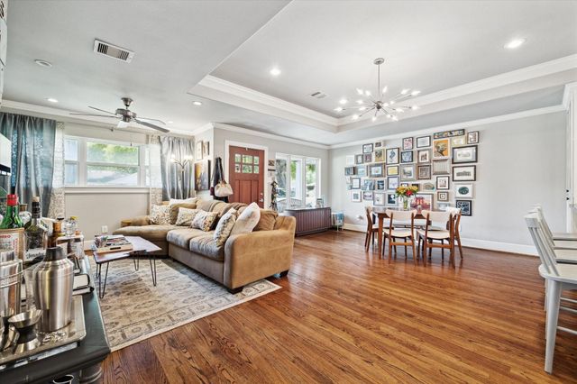 1110 Stonecrest Drive, Houston, TX 77018