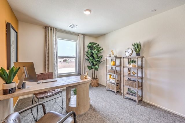 1582 Thomas Creek Avenue 102, North Las Vegas, NV 89081