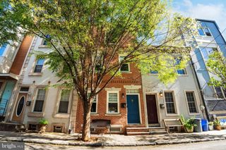 2019 PEMBERTON ST, Philadelphia, PA 19146
