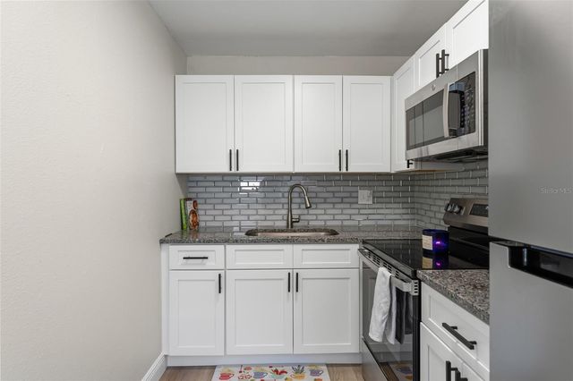 211 WOODMERE BOULEVARD, Sanford, FL 32773