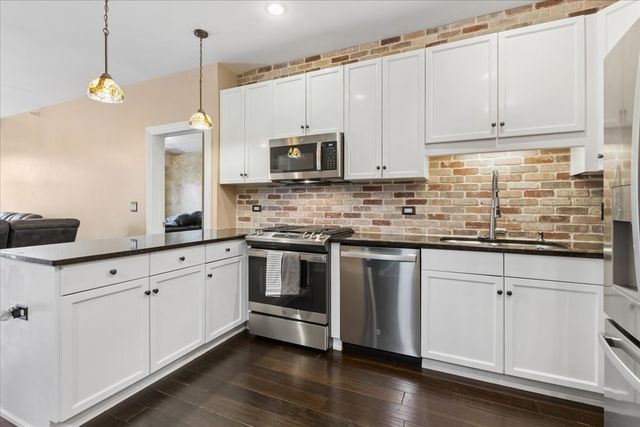 1155 S State Street 400, Chicago, IL 60605