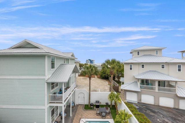 119 Southfields Road 119 & 121, Panama City Beach, FL 32413