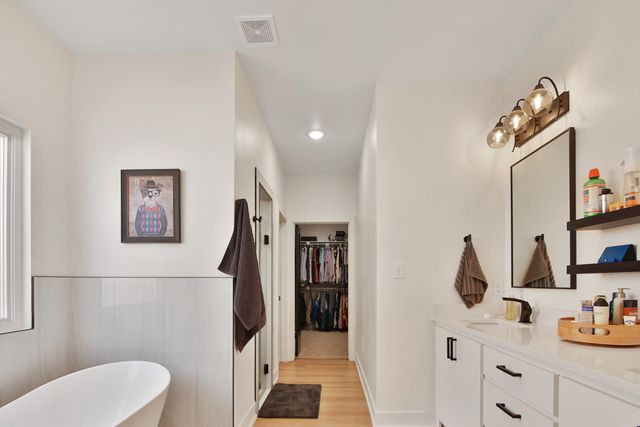 1019 N Grover Avenue, Lubbock, TX 79416