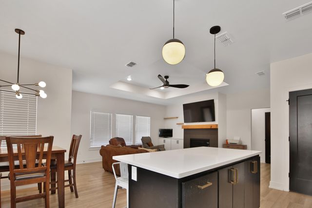 1019 N Grover Avenue, Lubbock, TX 79416