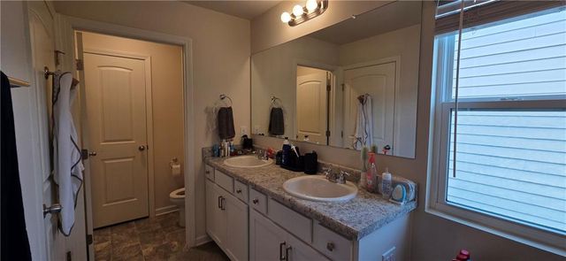5551 Foxglove Way, Oakwood, GA 30566