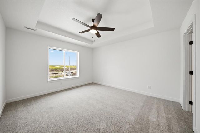 1185 Prairie Village Court, Waukee, IA 50263