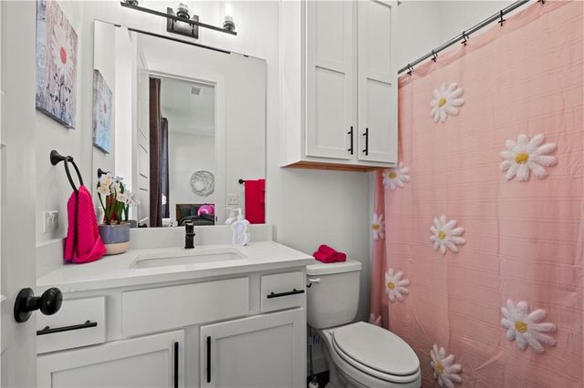 445 SW Longview Boulevard, Lee's Summit, MO 64081