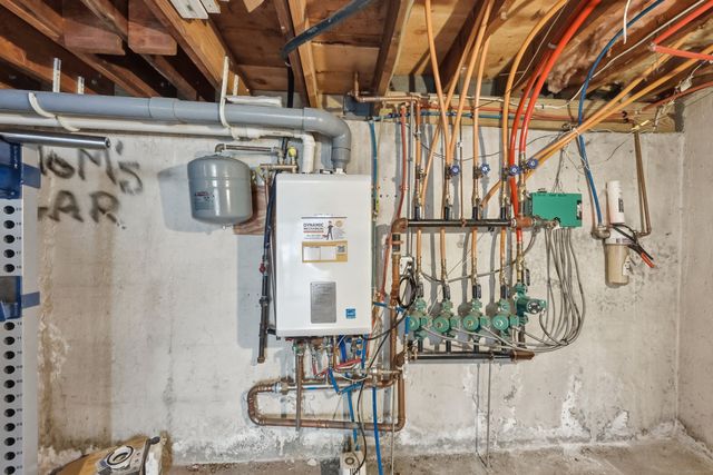 140 Cooke Street, Plainville, CT 06062