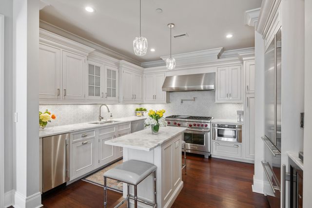 2 Laurens Street Unit 4d, Charleston, SC 29401