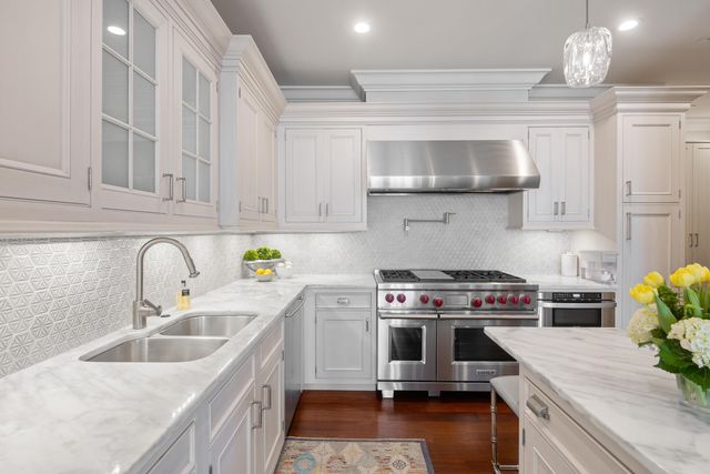 2 Laurens Street Unit 4d, Charleston, SC 29401