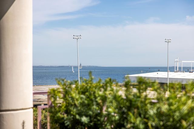 2 Laurens Street Unit 4d, Charleston, SC 29401