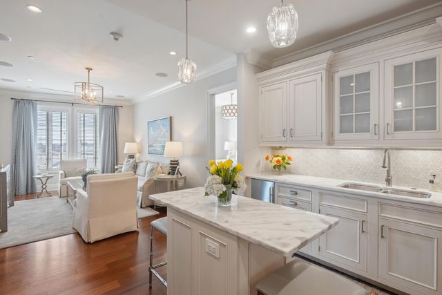 2 Laurens Street Unit 4d, Charleston, SC 29401