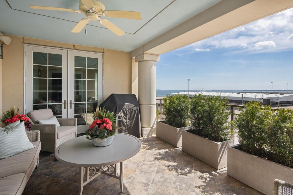 2 Laurens Street Unit 4d, Charleston, SC 29401