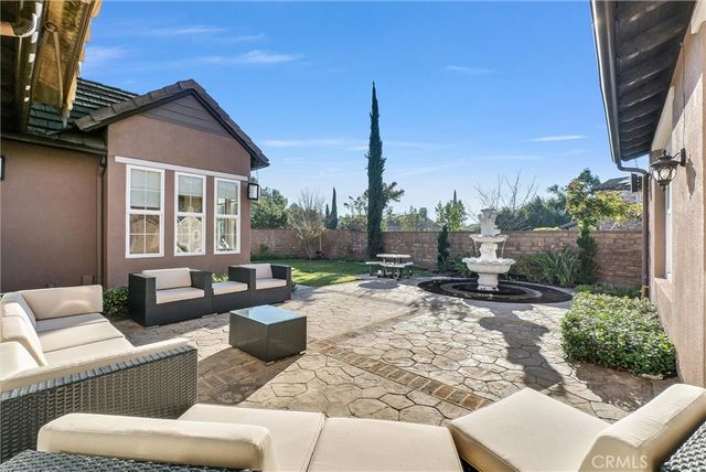 10 Fayette Cir, Ladera Ranch, CA 92694