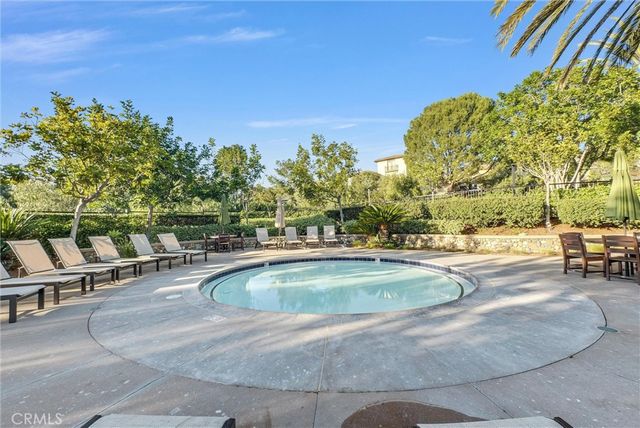 10 Fayette Cir, Ladera Ranch, CA 92694