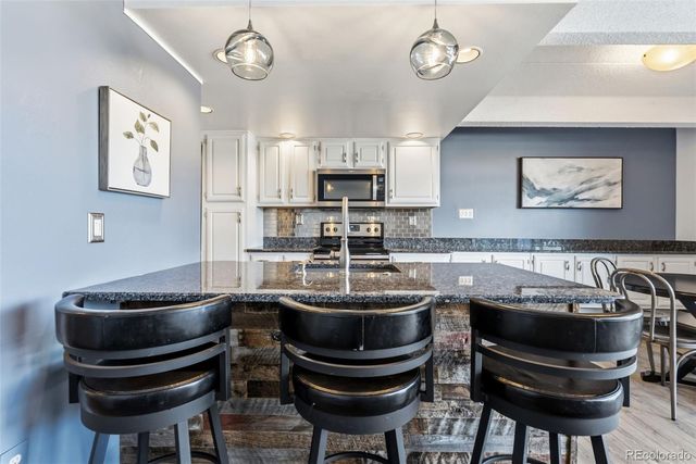 512 Tenderfoot Street 123, Dillon, CO 80435