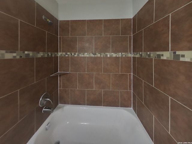 7606 Chatsworth, San Antonio, TX 78250