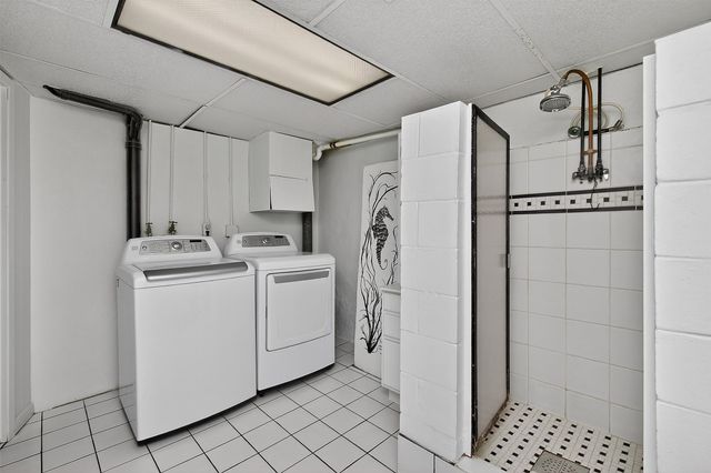 655 2nd Street, Waukee, IA 50263