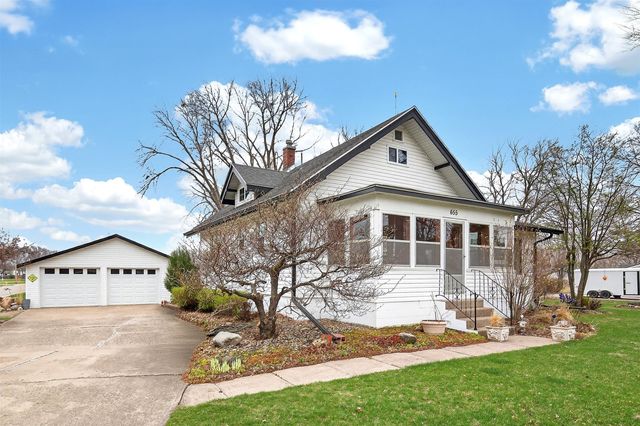 655 2nd Street, Waukee, IA 50263