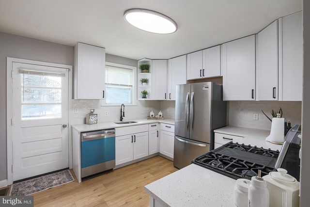 6515 HAZELWOOD CT, Baltimore, MD 21237