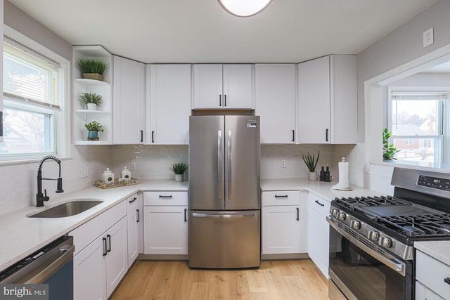 6515 HAZELWOOD CT, Baltimore, MD 21237