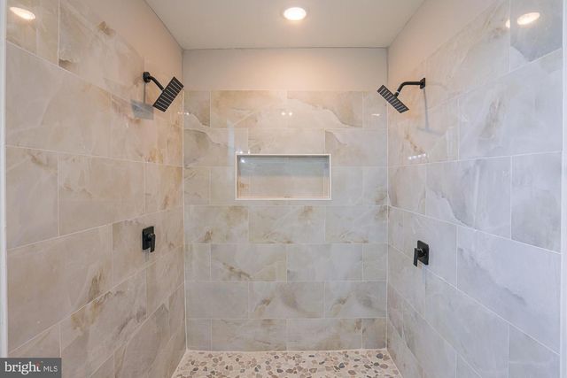 6515 HAZELWOOD CT, Baltimore, MD 21237