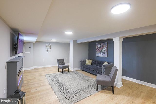 6515 HAZELWOOD CT, Baltimore, MD 21237