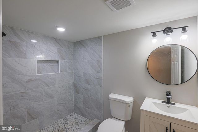 6515 HAZELWOOD CT, Baltimore, MD 21237