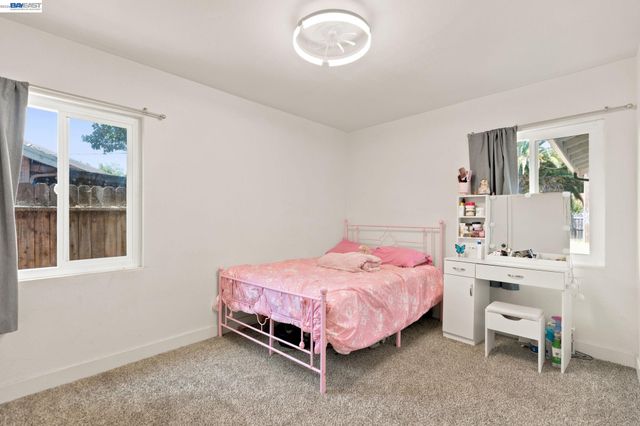 2351 W Euclid Ave, Stockton, CA 95204