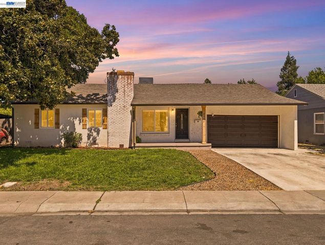 2351 W Euclid Ave, Stockton, CA 95204
