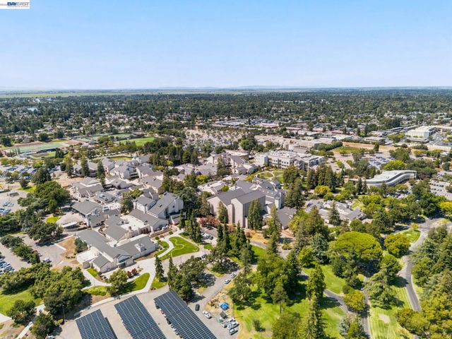 2351 W Euclid Ave, Stockton, CA 95204