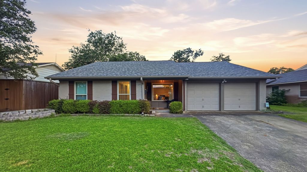 611 Stardust Lane, Richardson, TX 75080