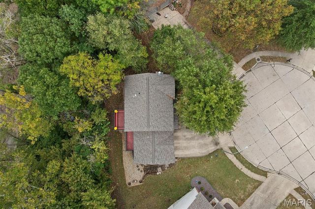 1551 Fairoaks Drive, Troy, IL 62294