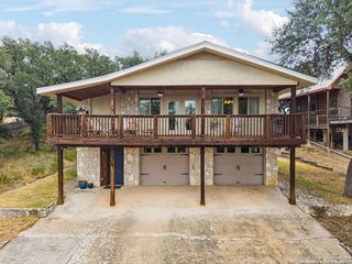 2200 Glenn, Canyon Lake, TX 78133