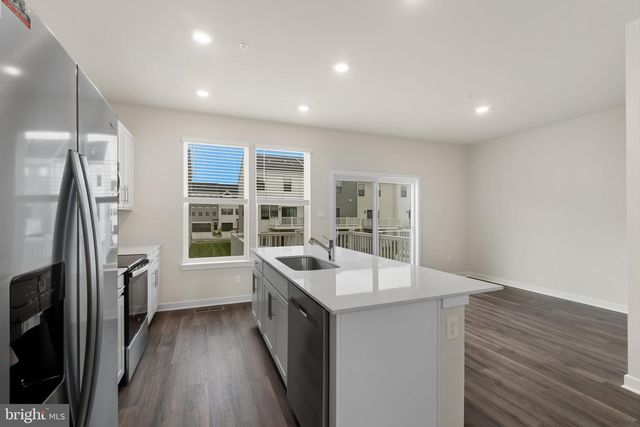 222 SOFT RUSH LN, La Plata, MD 20646