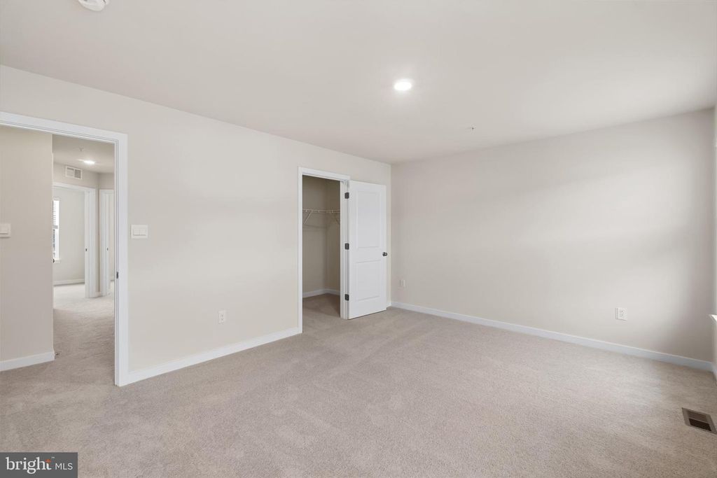 Image 28 of property listing at 222 SOFT RUSH LN, La Plata, MD 20646