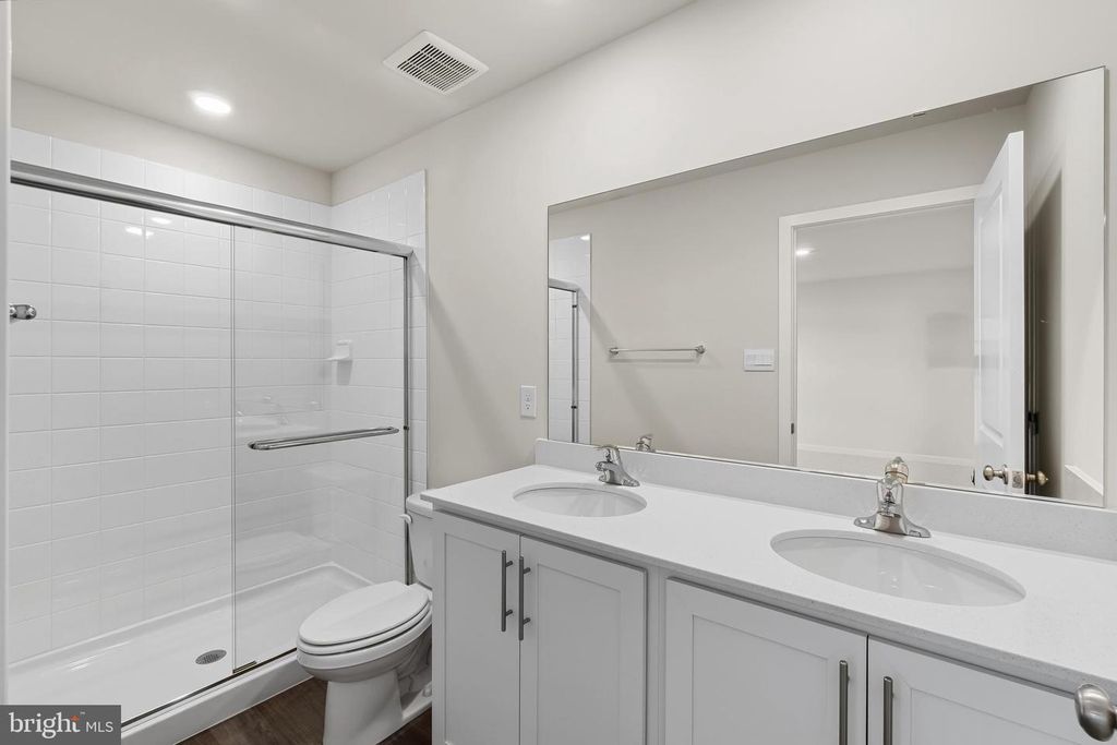 Image 29 of property listing at 222 SOFT RUSH LN, La Plata, MD 20646