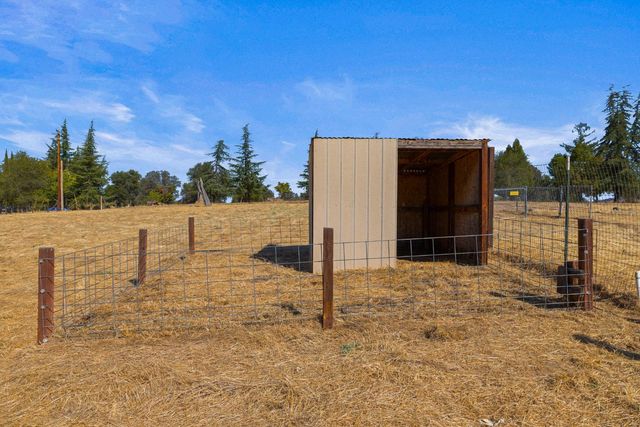 1206 Los Robles Rd, Placerville, CA 95667