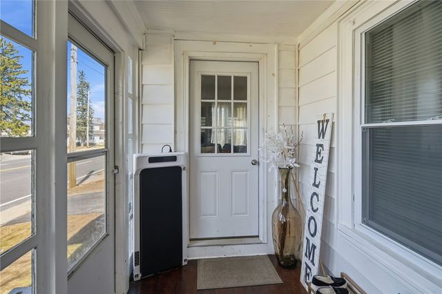 526 Post Road, Warwick, RI 02888