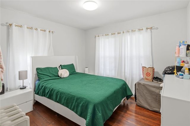 526 Post Road, Warwick, RI 02888