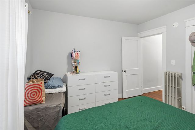 526 Post Road, Warwick, RI 02888