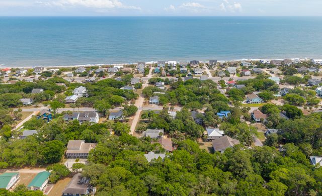 582 Pelican Court A, B, Edisto Island, SC 29438