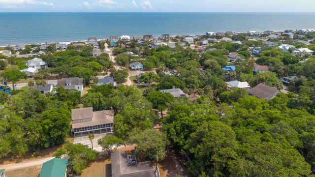 582 Pelican Court A, B, Edisto Island, SC 29438