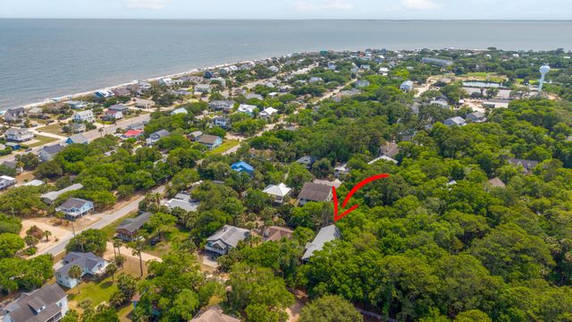 582 Pelican Court A, B, Edisto Island, SC 29438