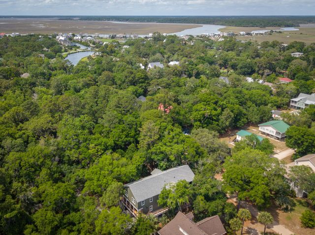 582 Pelican Court A, B, Edisto Island, SC 29438