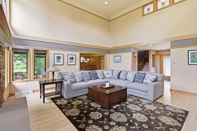 8901 Timber Wolf Trail, Madison, WI 53717