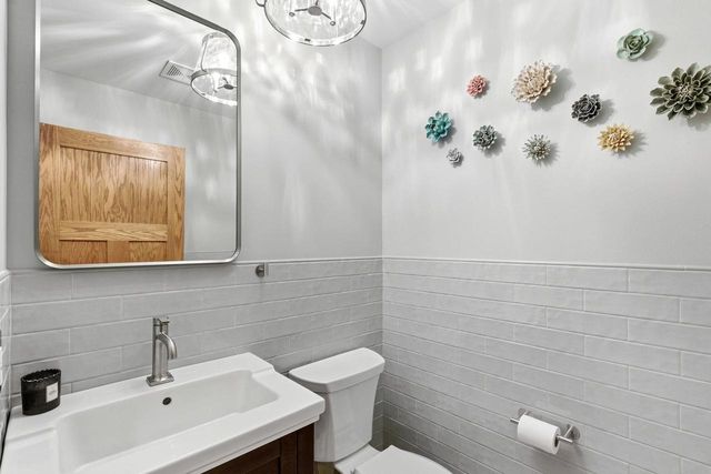 8901 Timber Wolf Trail, Madison, WI 53717